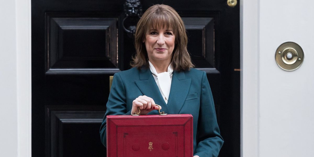 Rachel Reeves’s Budget welfare splurge to top-up pockets of 350k migrant families Rachel Reeves’s Budget welfare splurge to top-up pockets of 350k migrant families