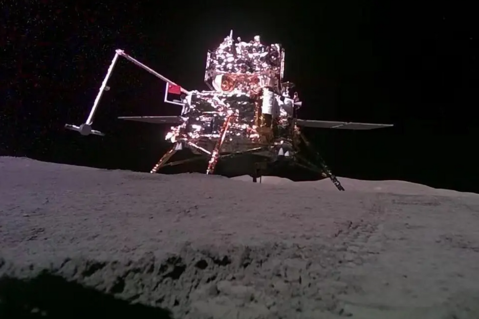 Chang\u2019e-6 mission\u2019s lander-ascender