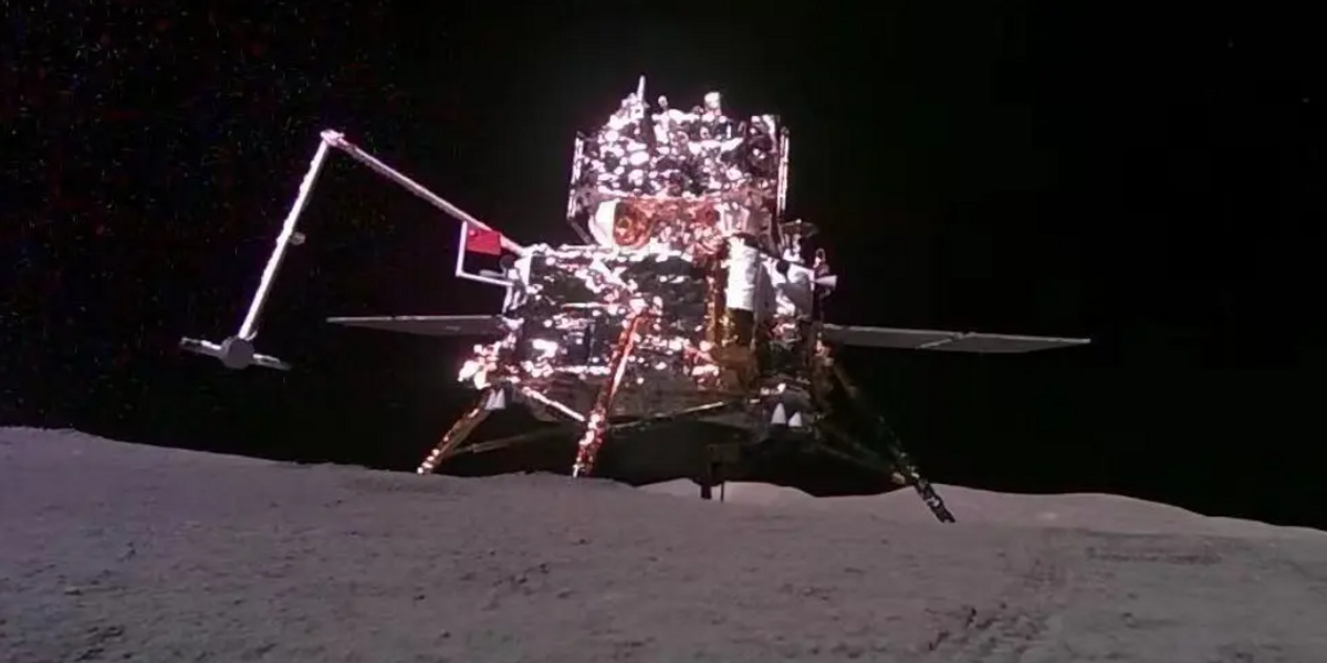 NextImg:China space probe returns to Earth with first EVER samples from the Moon's unexplored far side