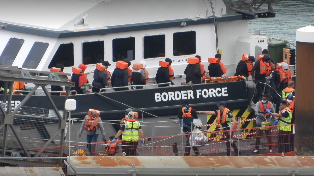 Channel crossing migrants return to UK shores as 600 arrive in 12 boats