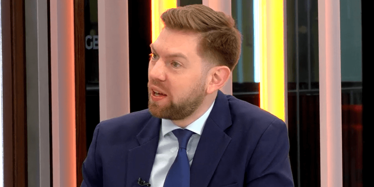 Peter Mandelson files: Labour ripped apart over peer’s £77k payout Peter Mandelson files: Labour ripped apart over peer’s £77k payout