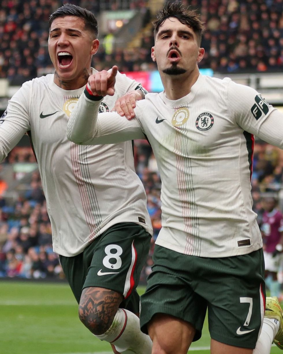 Chelsea Pedro Neto Enzo Fernandez