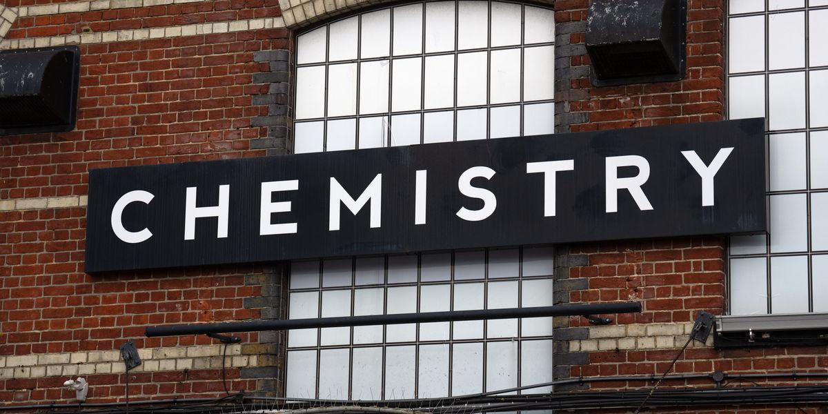 Canterbury woman, 22, ‘catches disease from sharing vape on super-spreader night out’ Canterbury woman, 22, ‘catches disease from sharing vape on super-spreader night out’