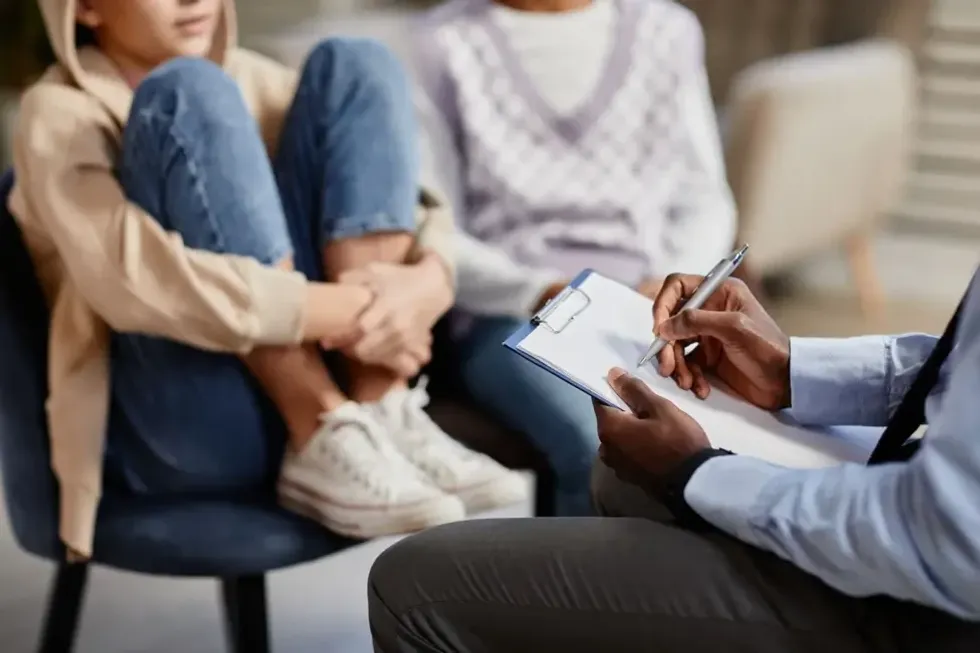 Court of Appeal orders increased monitoring when adolescent cannot receive irreversible hormone therapy

 Aitrend