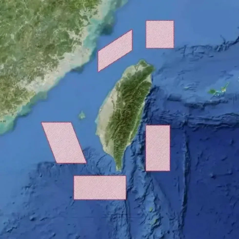 Chinese military maps showing the five drill locations surrounding Taiwan's coast
