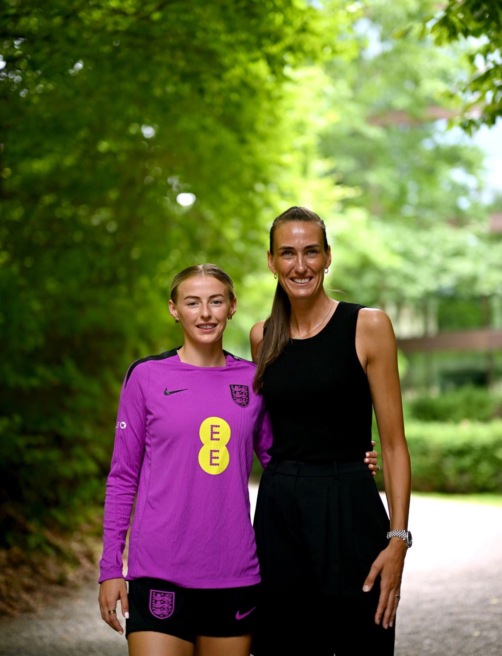 Chloe Kelly, Jill Scott