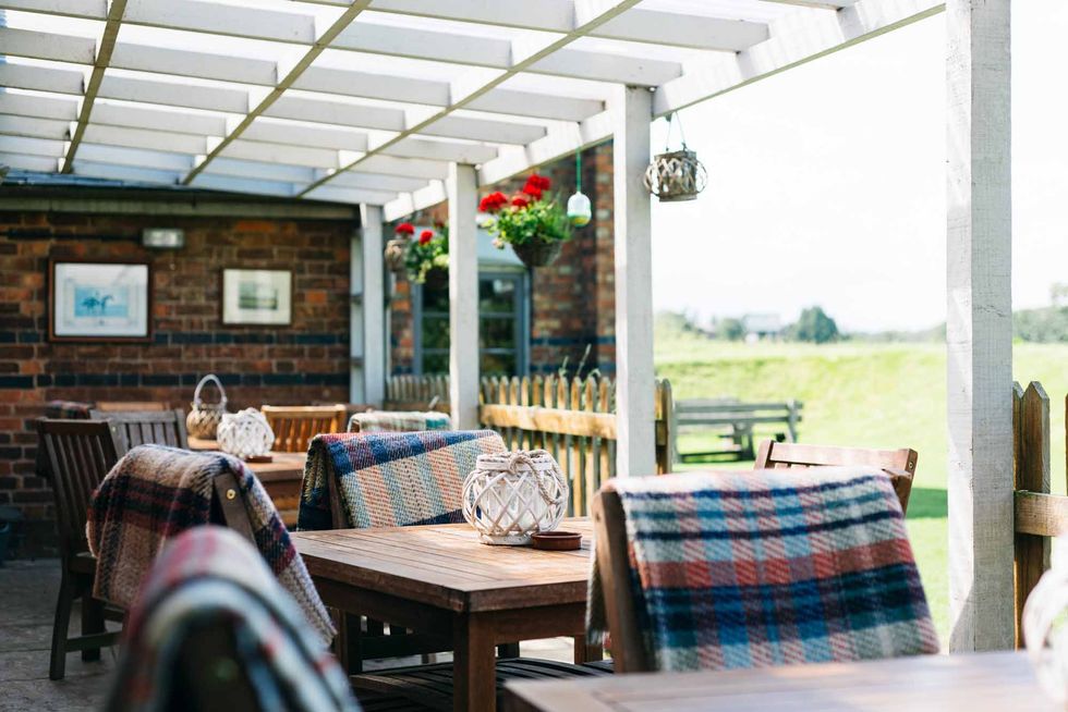 Cholmondeley Arms