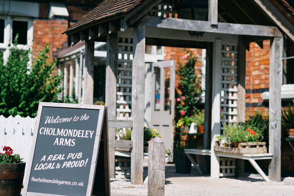 Cholmondeley Arms