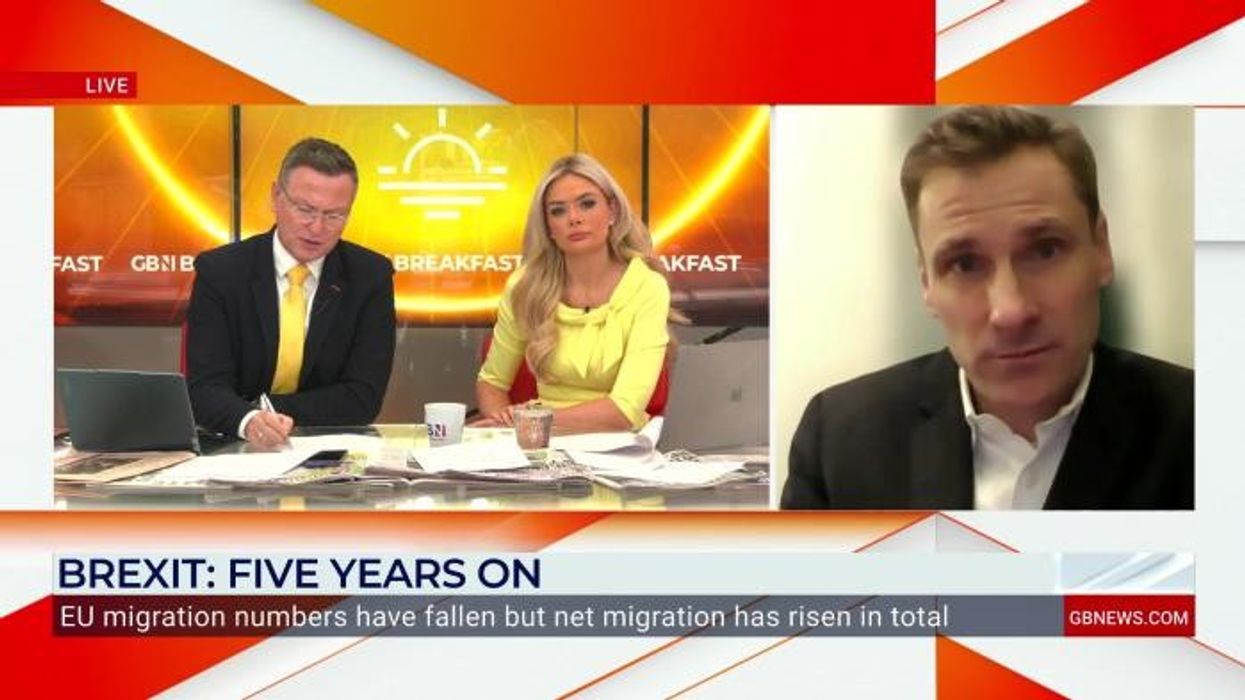 'Anti-disruptor!' Attorney General accused of 'undermining' Starmer's Channel crossing crisis plan over unequivocal support for ECHR