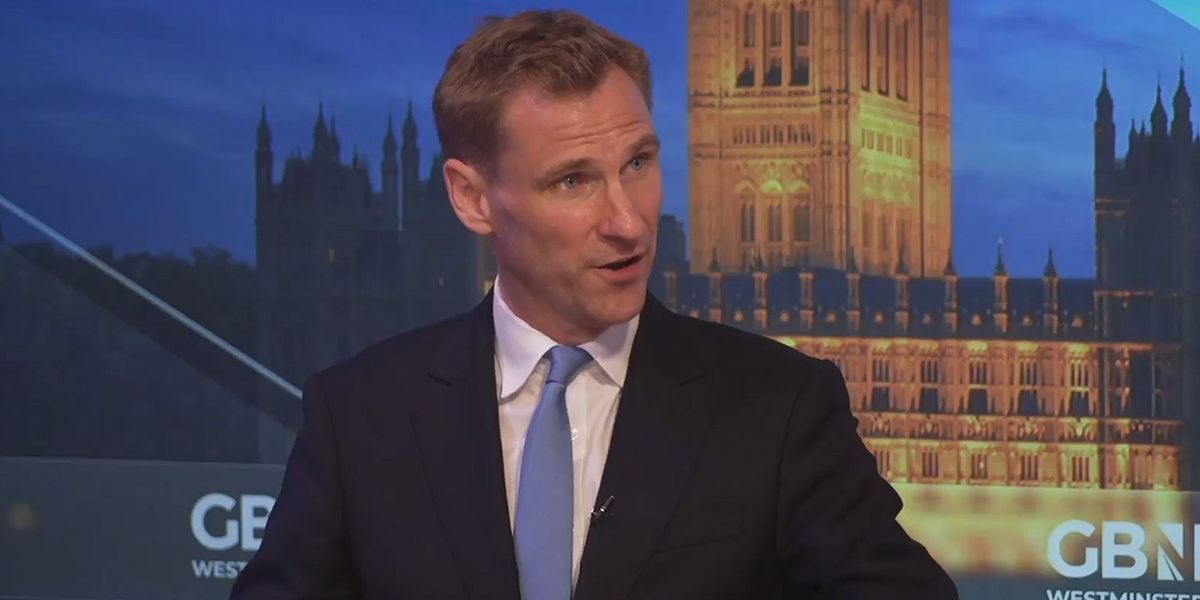 NextImg:Migrant crisis: Chris Philp hits out at food delivery companies allowing illegal migrants to work under app 'loophole' - 'We're being fobbed off!'