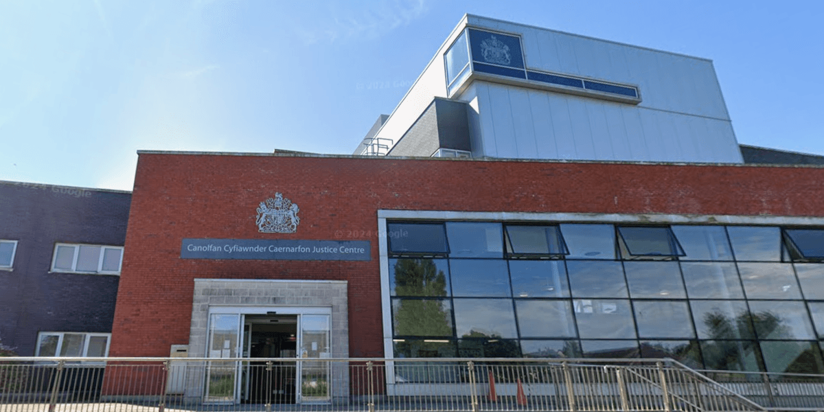 Woman punches neighbour and storms into home in ‘bad blood’ parking row Woman punches neighbour and storms into home in ‘bad blood’ parking row