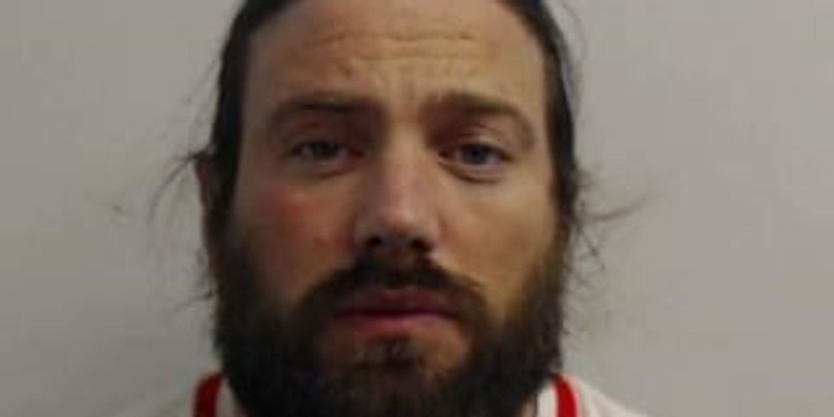NextImg:Tinder Swindler who conned and raped women was reported to police nine times before arrest