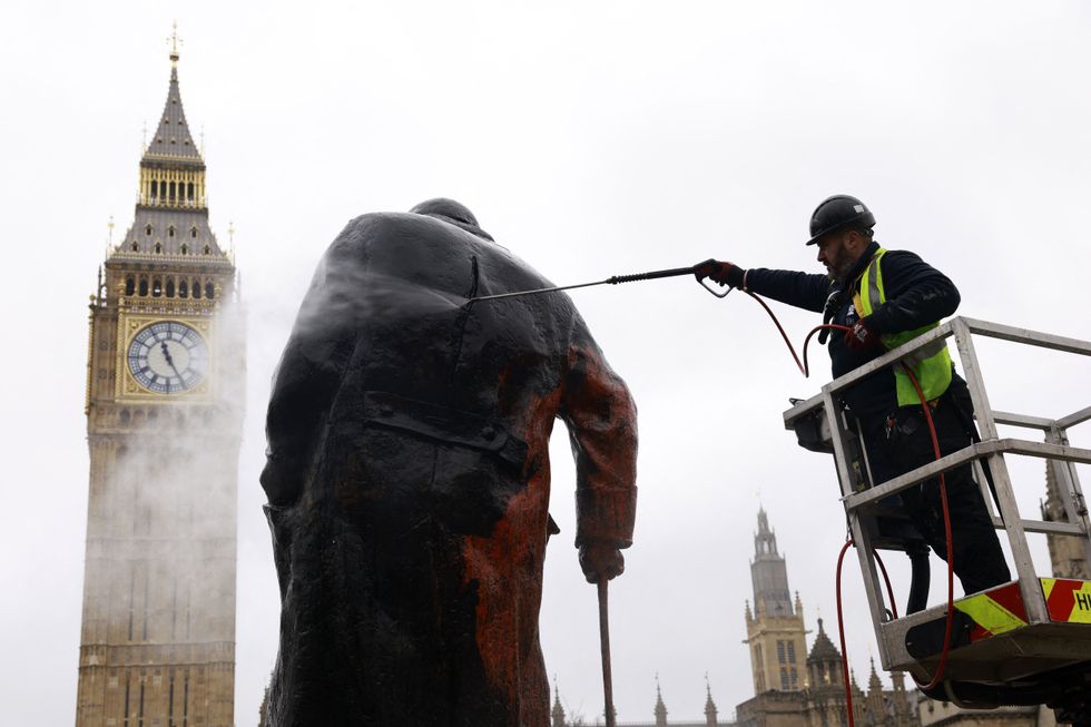Churchill statue cleaned