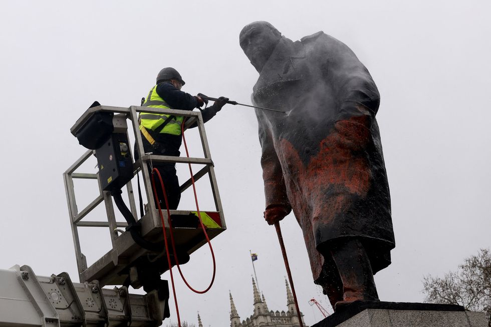 Churchill statue cleaned