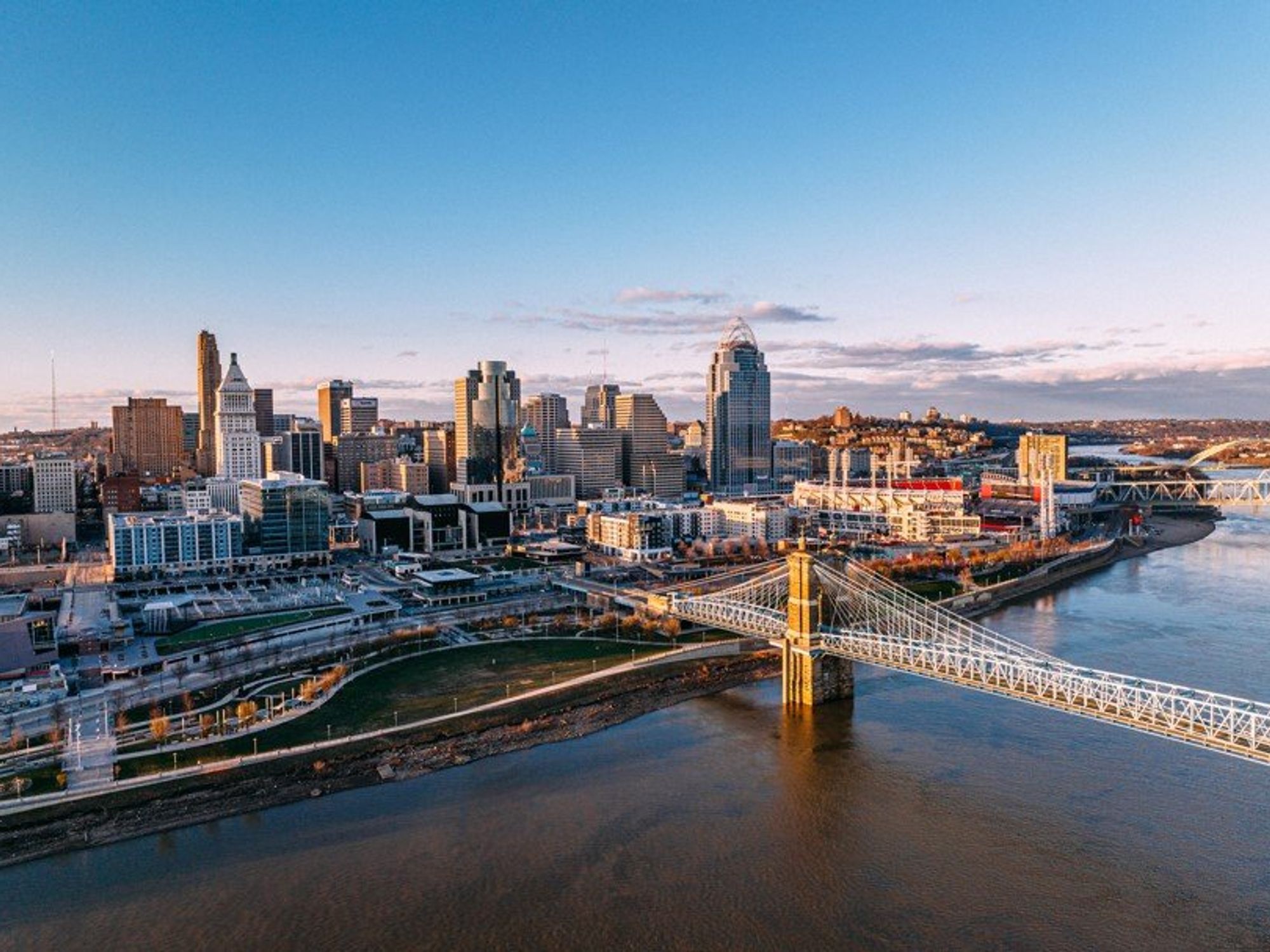 Cincinnati city skyline