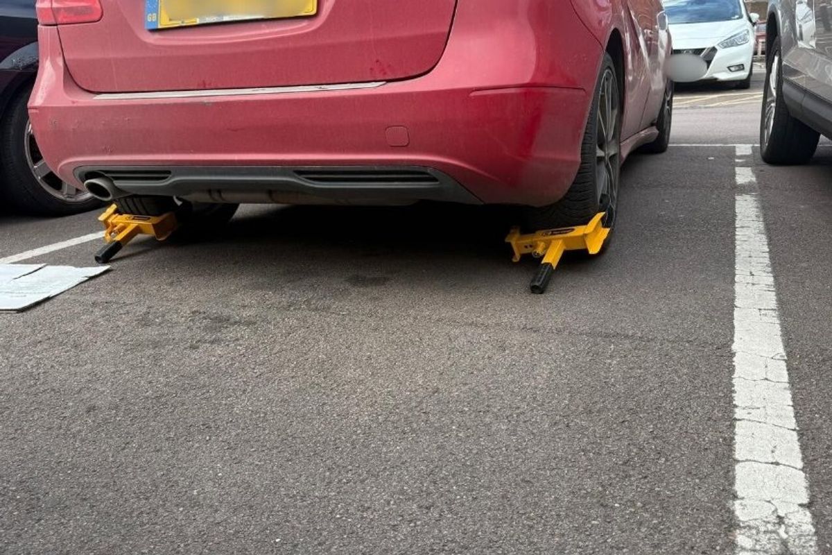 Clamped car