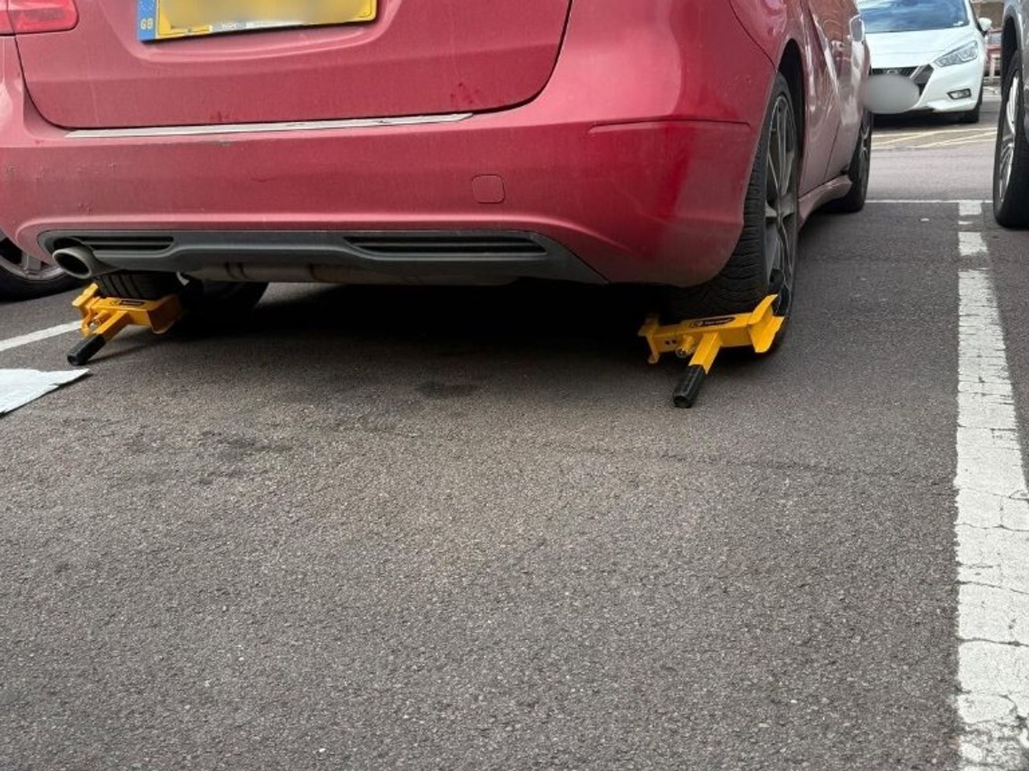 Clamped car