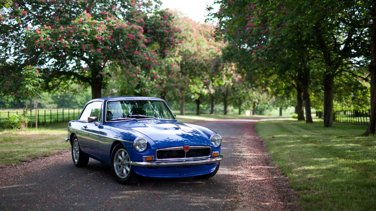 CLASSIC CAR