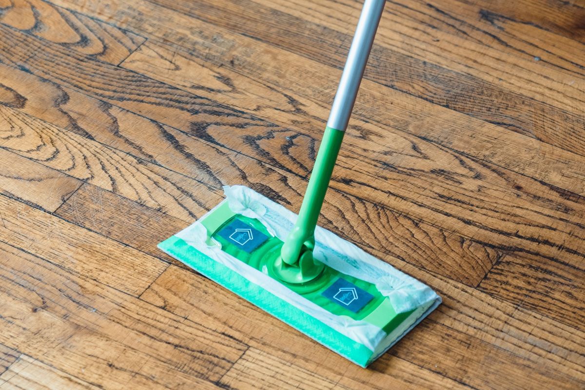 Cleaning wooden floor