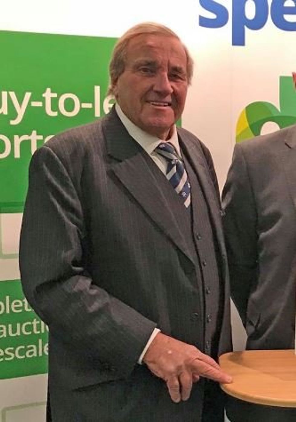 Clive Emson