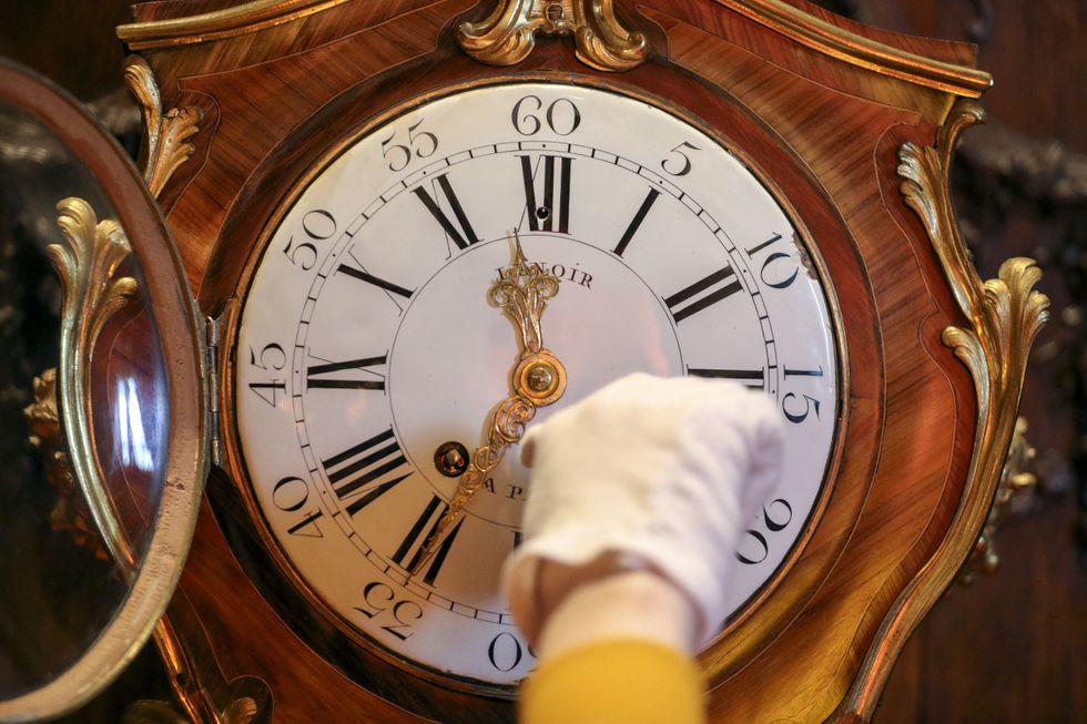 Clocks are set to go back this weekend\u200b