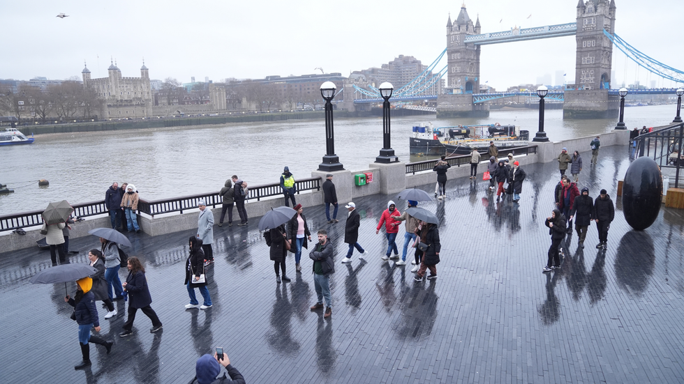 Cold wet weather UK January 2025