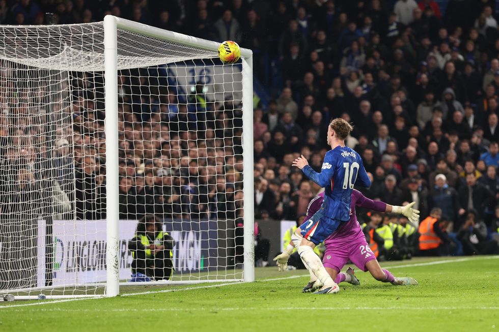 Cole Palmer missed a sitter that would have won Chelsea the game in a frantic 2-2 draw