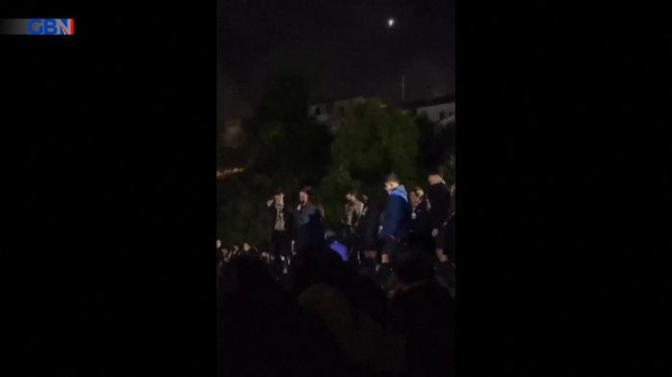 Comet disintegration allows astronomers to see more detail than ever before