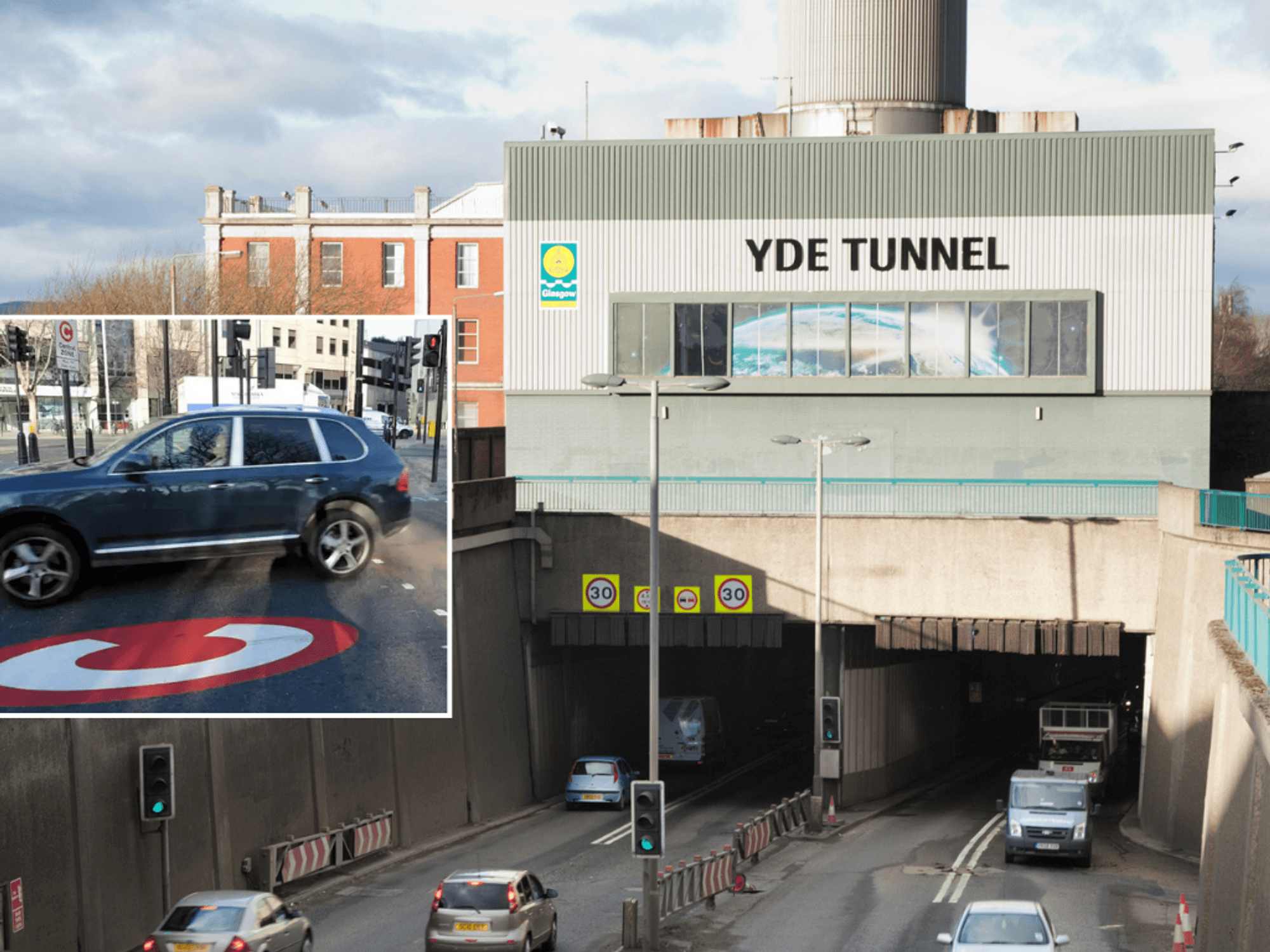 Congestion charge sign and Clyde Tunnel