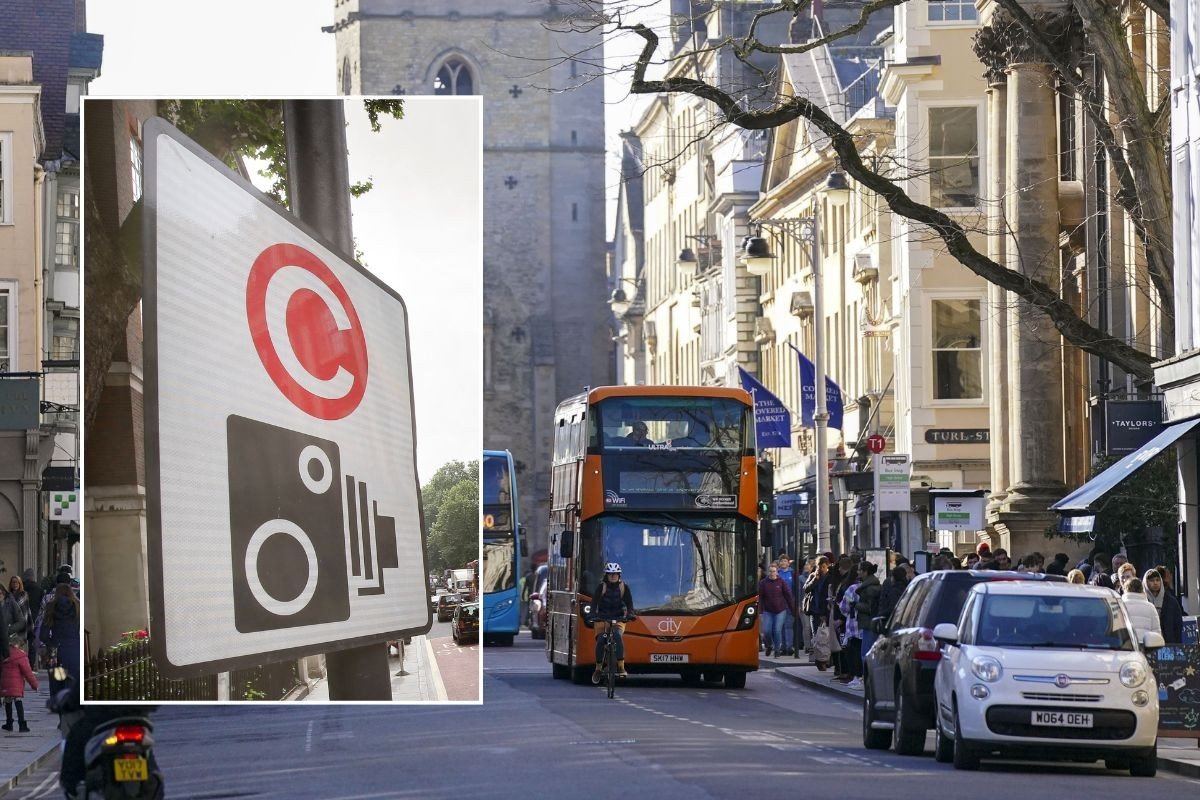 Congestion charge sign and Oxford town centre