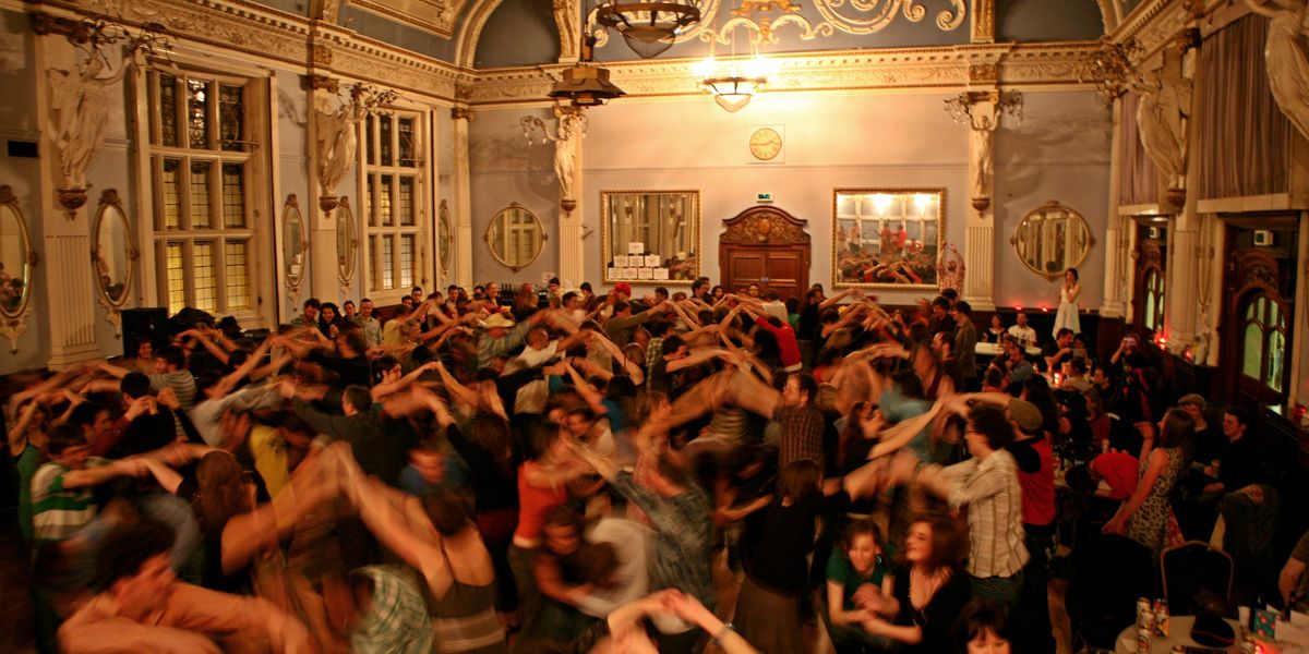 NextImg:Folk dancers told use of ‘ladies and gentlemen’ is offensive as new guidance encourages ‘gender-free language’