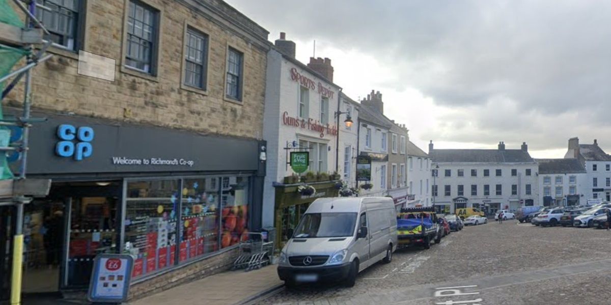 NextImg:Brave have-a-go hero left with serious facial injuries after trying to stop armed robbery