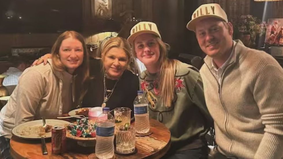 Corinna Schumacher and daughter Gina have offered fans a rare glimpse into their private lives by posting festive photographs from the family's Texas property