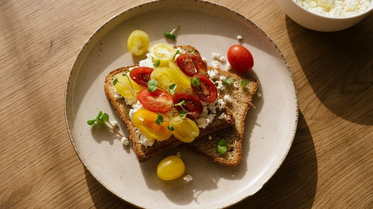 COTTAGE CHEESE TOAST