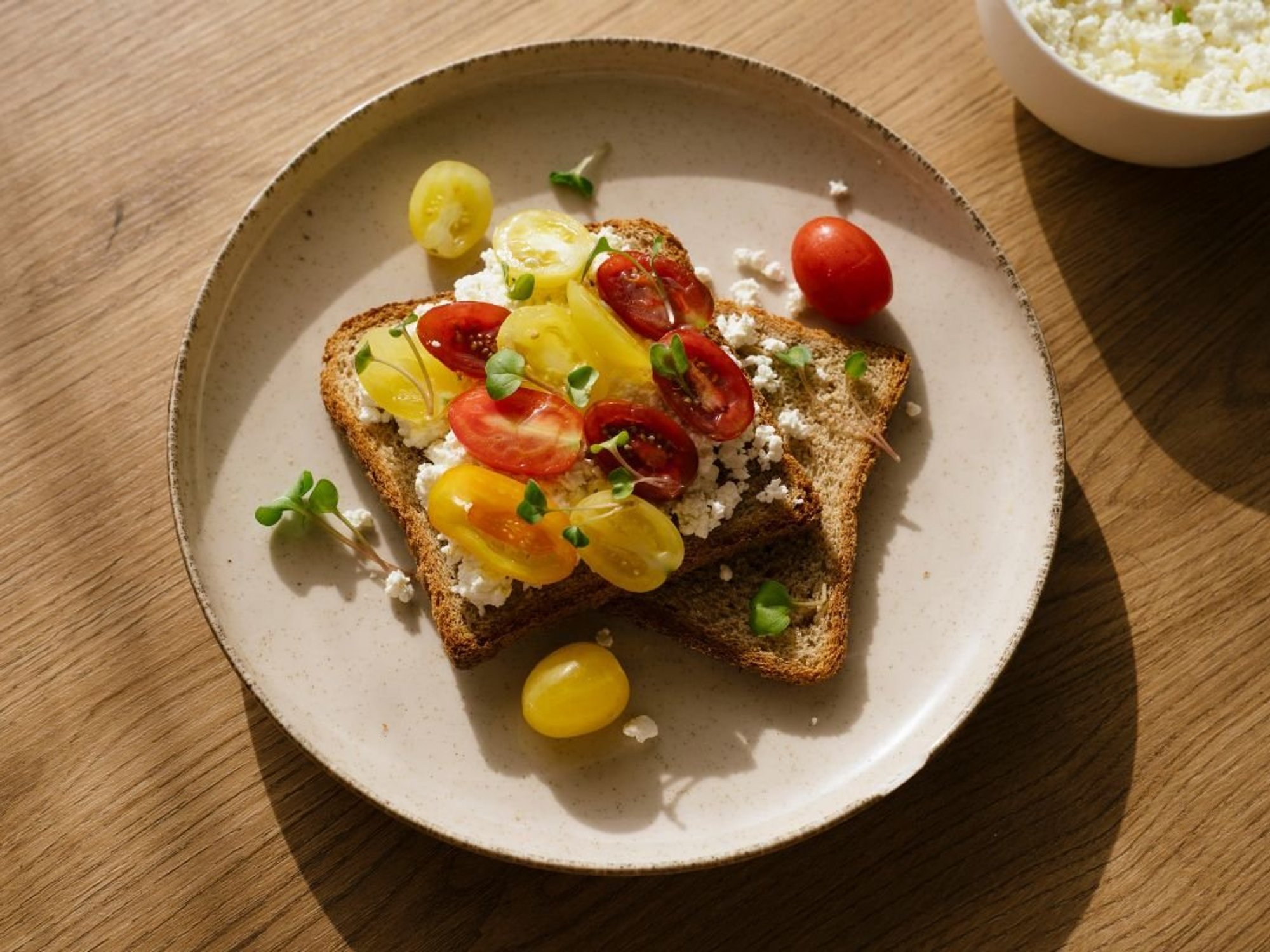 COTTAGE CHEESE TOAST