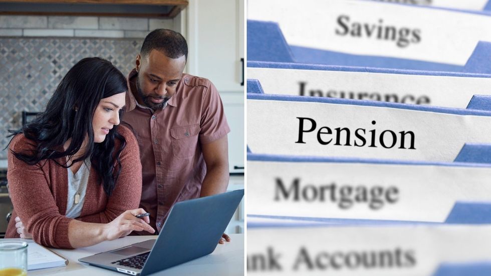 Couple at laptop reading