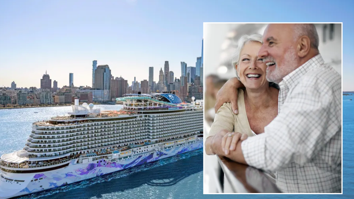 Couple on cruise / Norwegian cruise