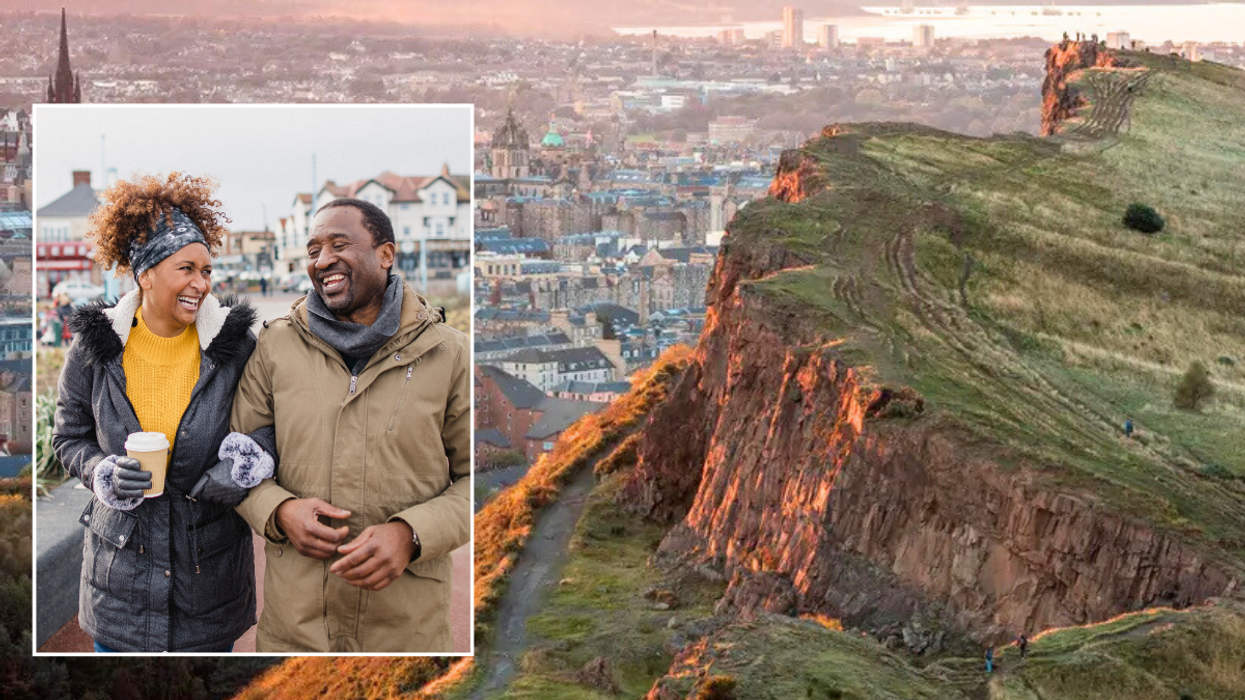 Couple walking / Arthur's Seat