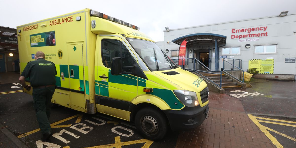 NextImg:Covid and flu hospital admissions reach highest level in UK as US hospitals bring back mask mandates