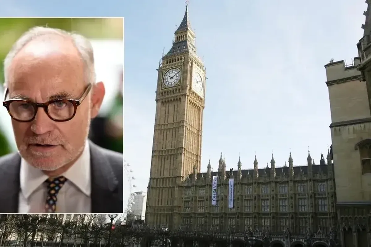 Crispin Blunt and Houses of Parliament