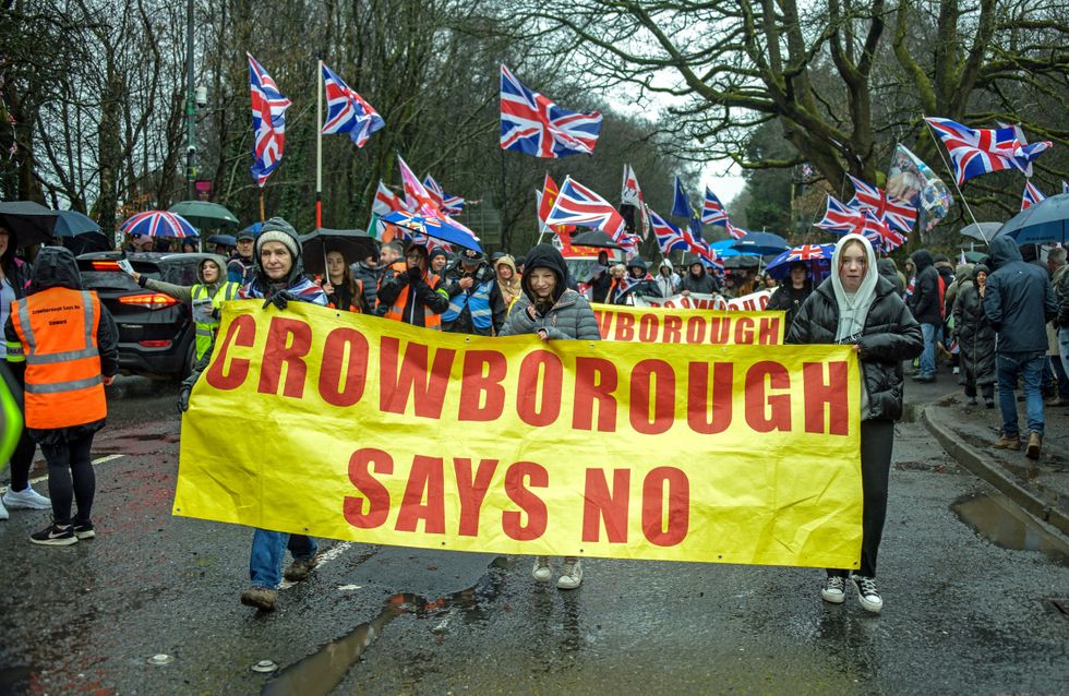 Crowborough diz não