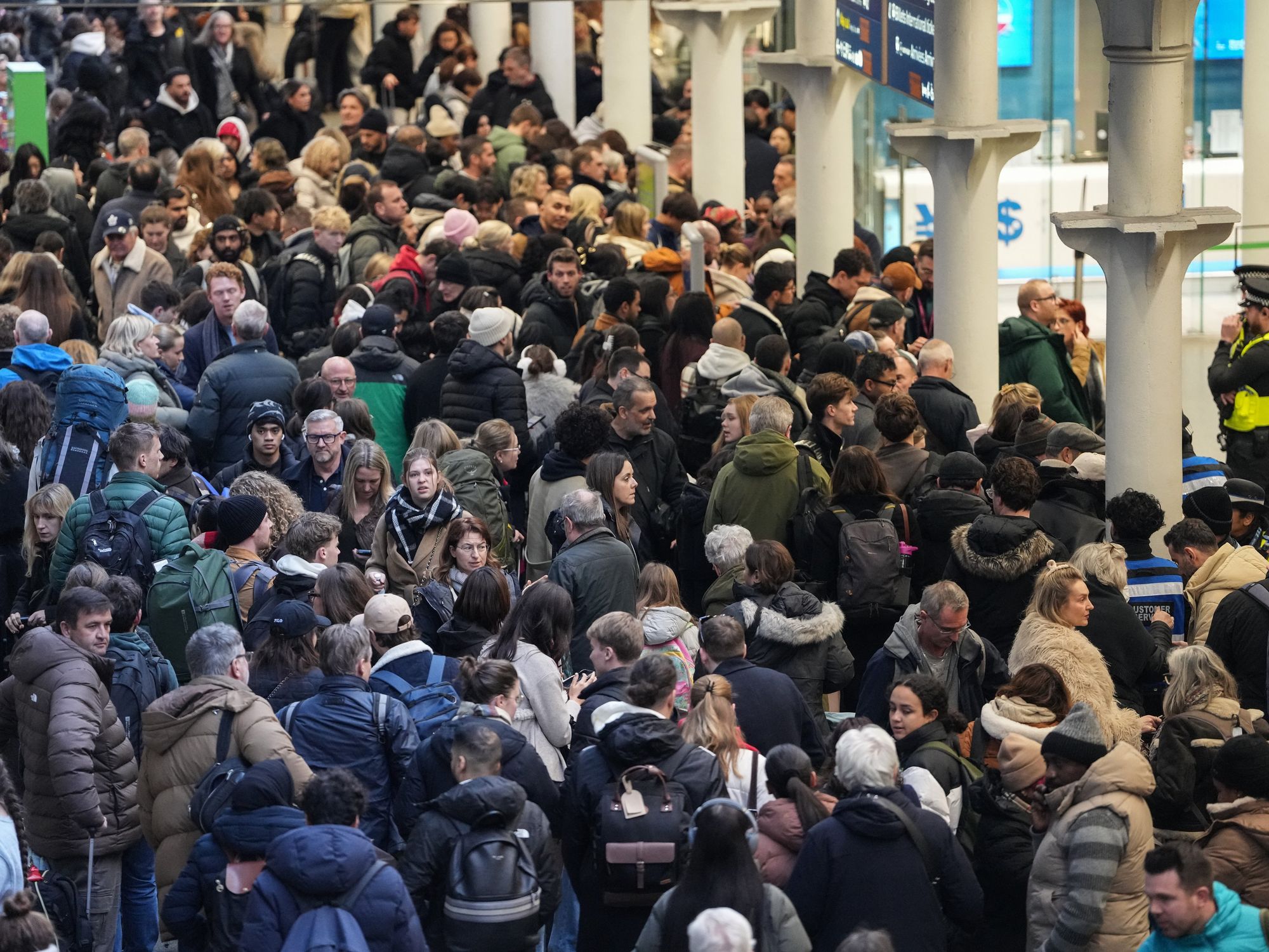 Crowds at St Pancras station