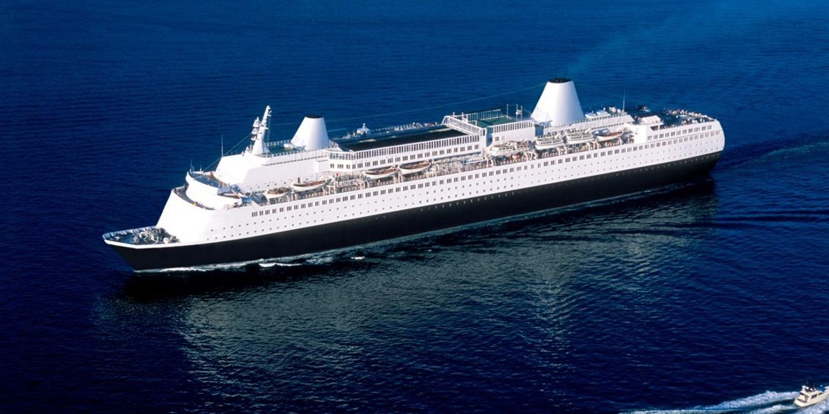 NextImg:Tui passengers felt like 'prisoners' after luxury cruise turned into nightmare