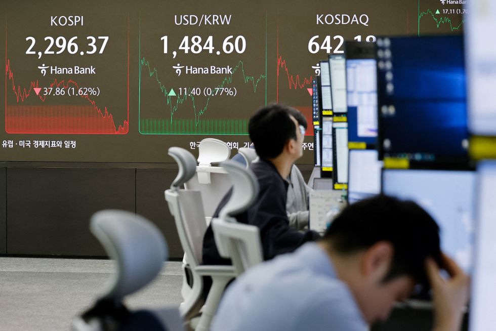 Currency dealers in Seoul
