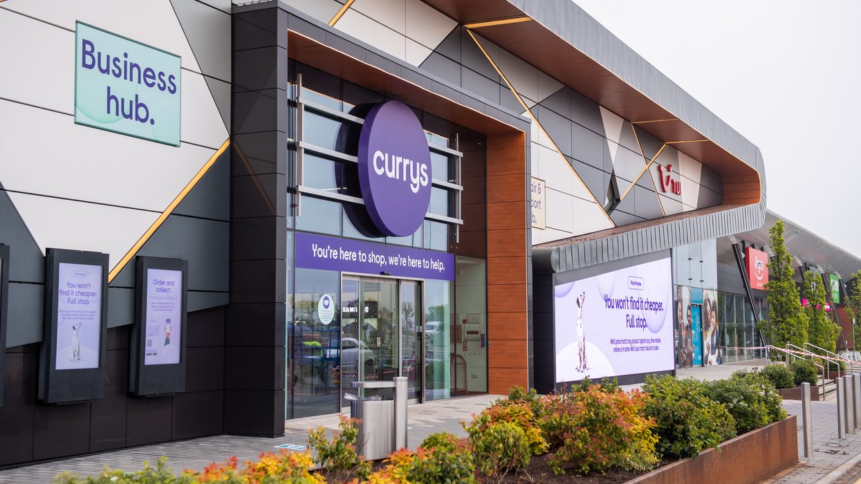 Currys brick and mortar store