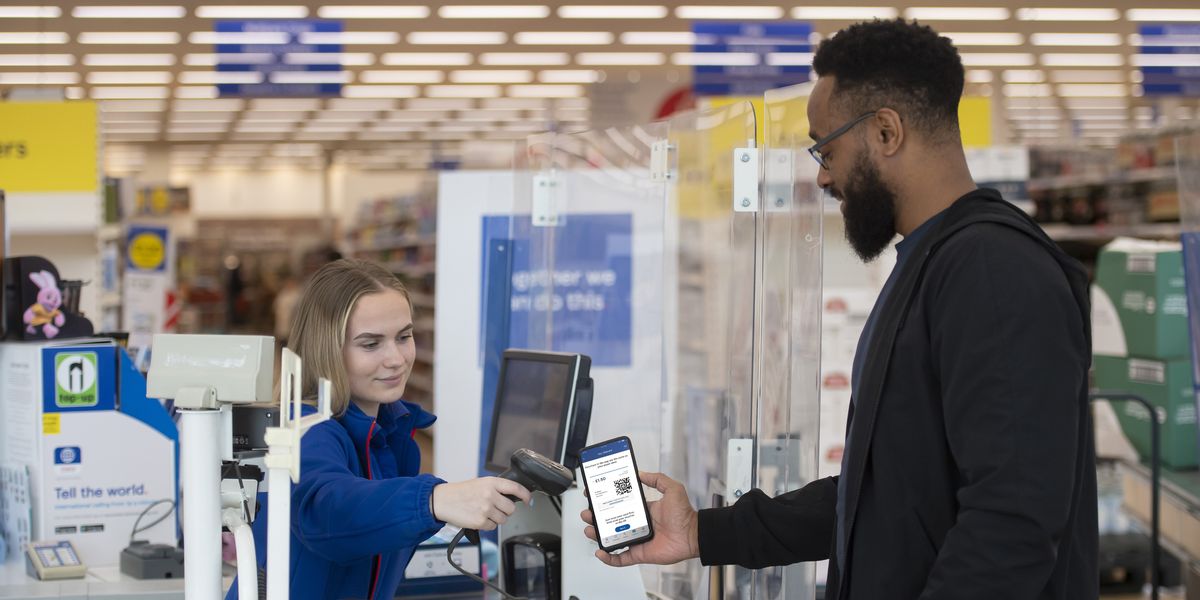 NextImg:Tesco customers can extend Clubcard vouchers with simple 50p hack as millions set to expire in weeks