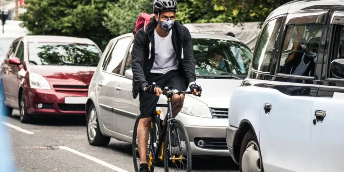 NextImg:Cyclists could be slapped with tougher penalties and 'potential prosecution' under new proposals