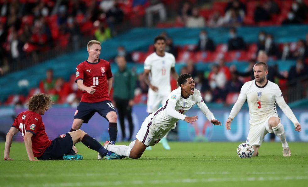 Czech Republic's Alex Kral (left) and England's Jude Bellingham battle for the ball during the UEFA Euro 2020 Group D match at Wembley Stadium, London. Picture date: Tuesday June 22, 2021.