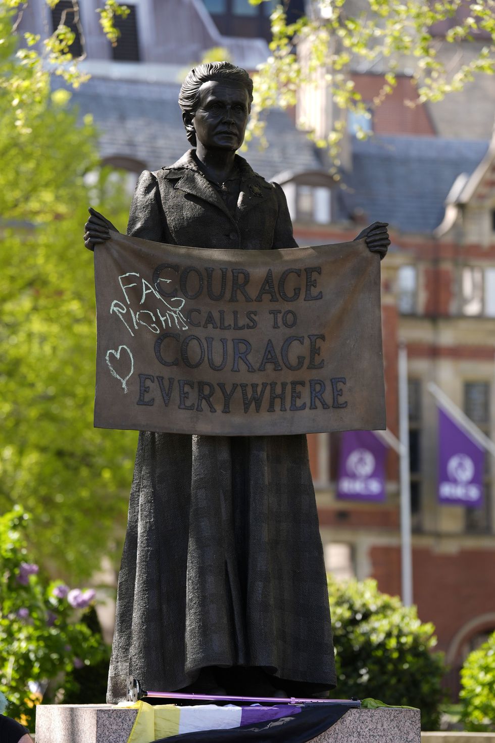 Damage to statues in Parliament Square