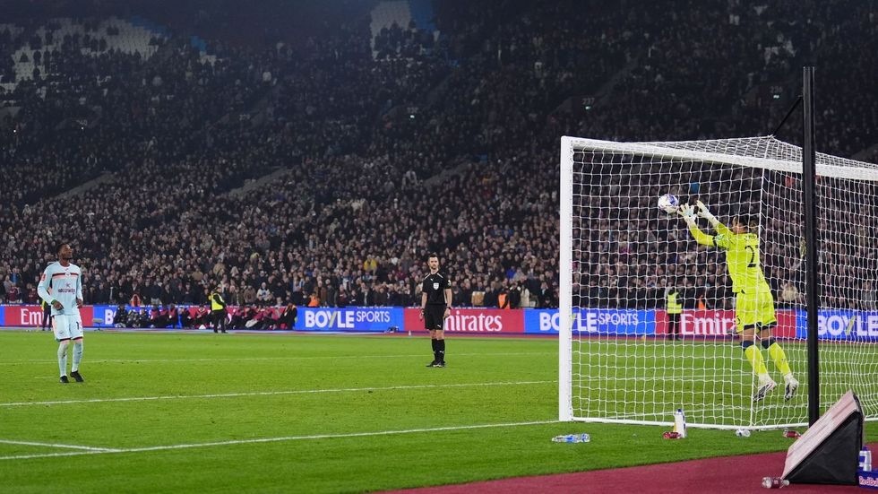 Dango Ouattara takes penalty against West Ham